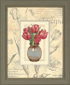 DIM06982 Red Tulip
