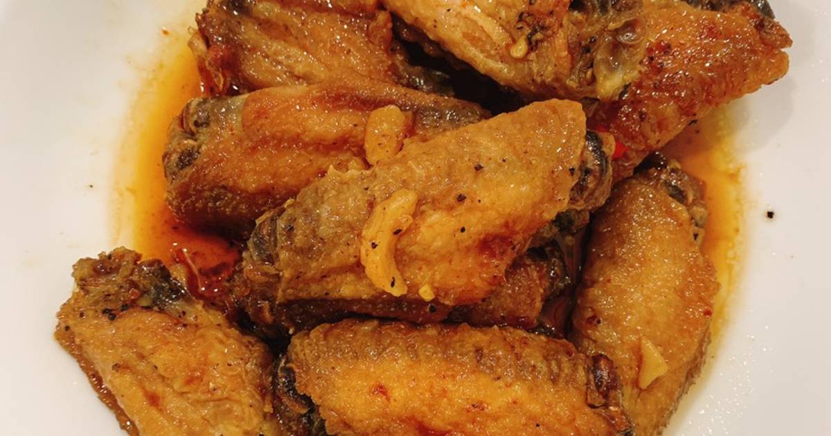 Cánh gà chiên mắm