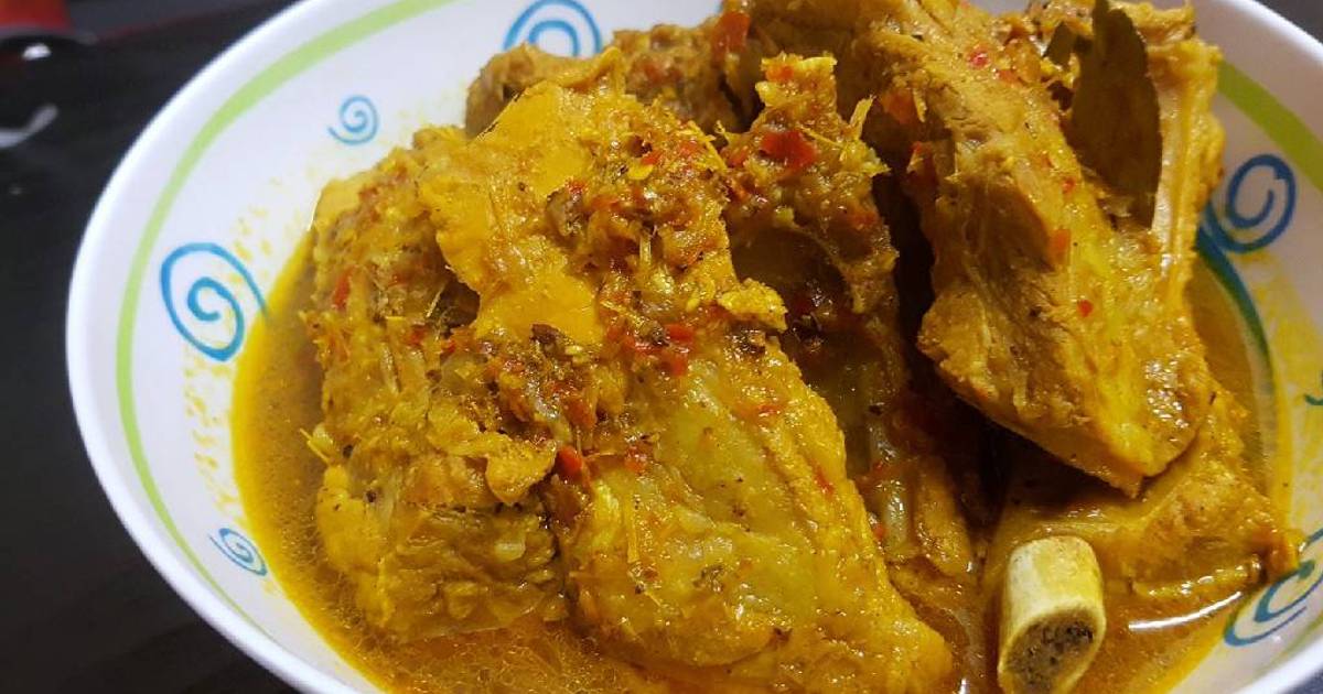 Cà ri sườn cay kiểu Thái