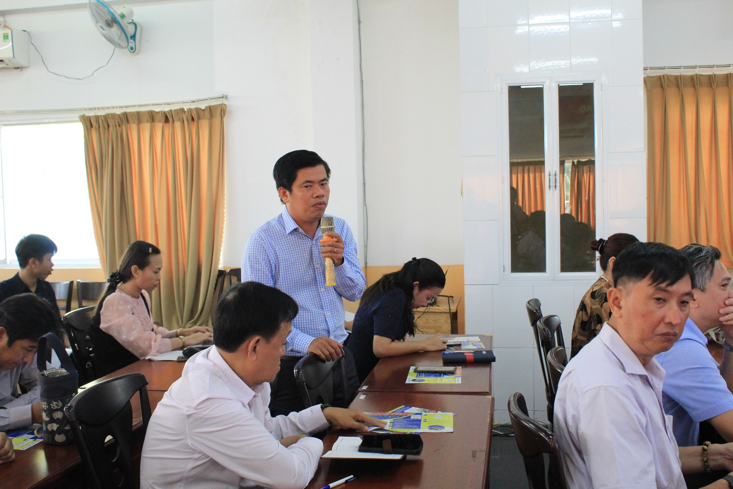 Đại diện các đơn vị đóng góp ý kiến thảo luận