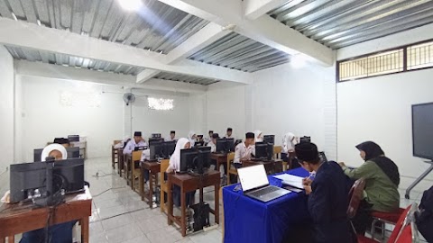 Saat ujian Semester berakhir