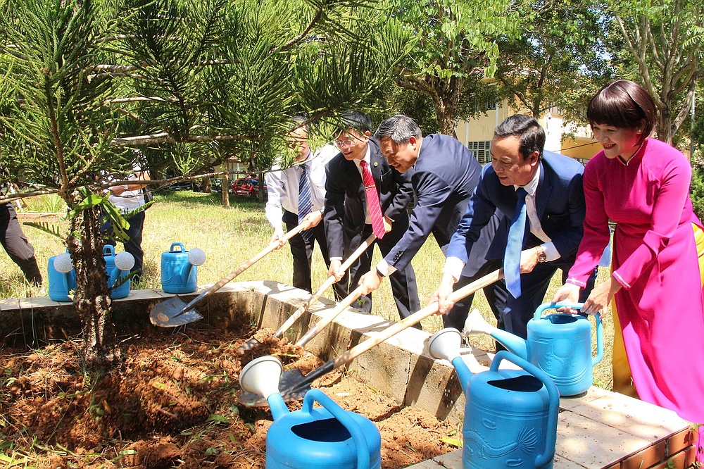 Trường Đại học Tây Bắc tổ chức lễ khai giảng Năm học 2025 - 2026