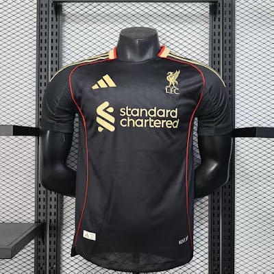 25-26 Liverpool FC Visitante 2.jpg