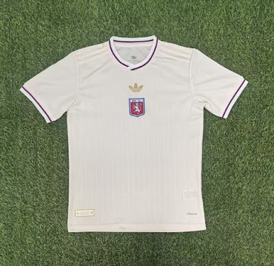 25-26 Olympique Lyonnais Edición Aniversario.jpg