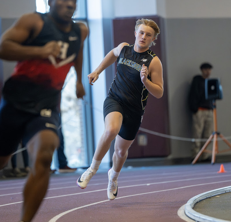 Photo from HS: Indoor Track & Field of Trick Sams