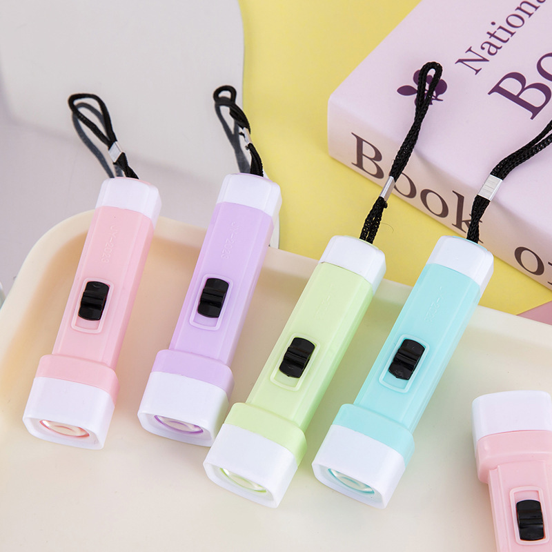 LED-Taschenlampe, tragbar und kompakt
