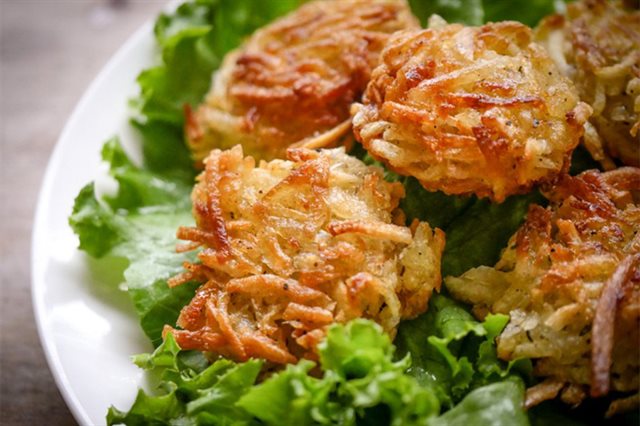 Bánh Khoai Mì Chiên Giòn Rụm
