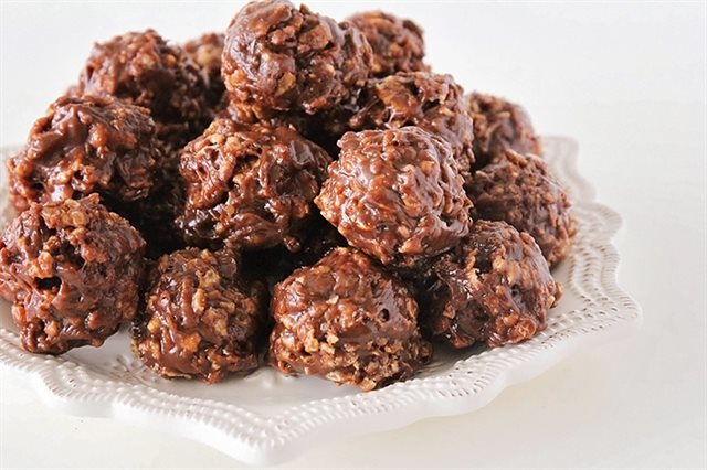 Bánh Cốm Bơ Đậu Phộng Chocolate