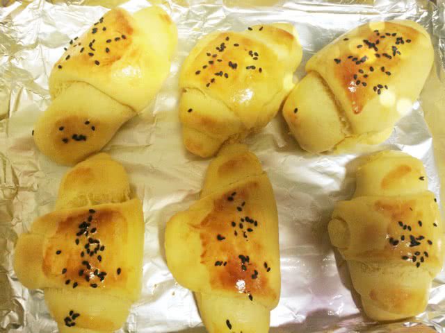 Bánh Mì Con Cua Nướng