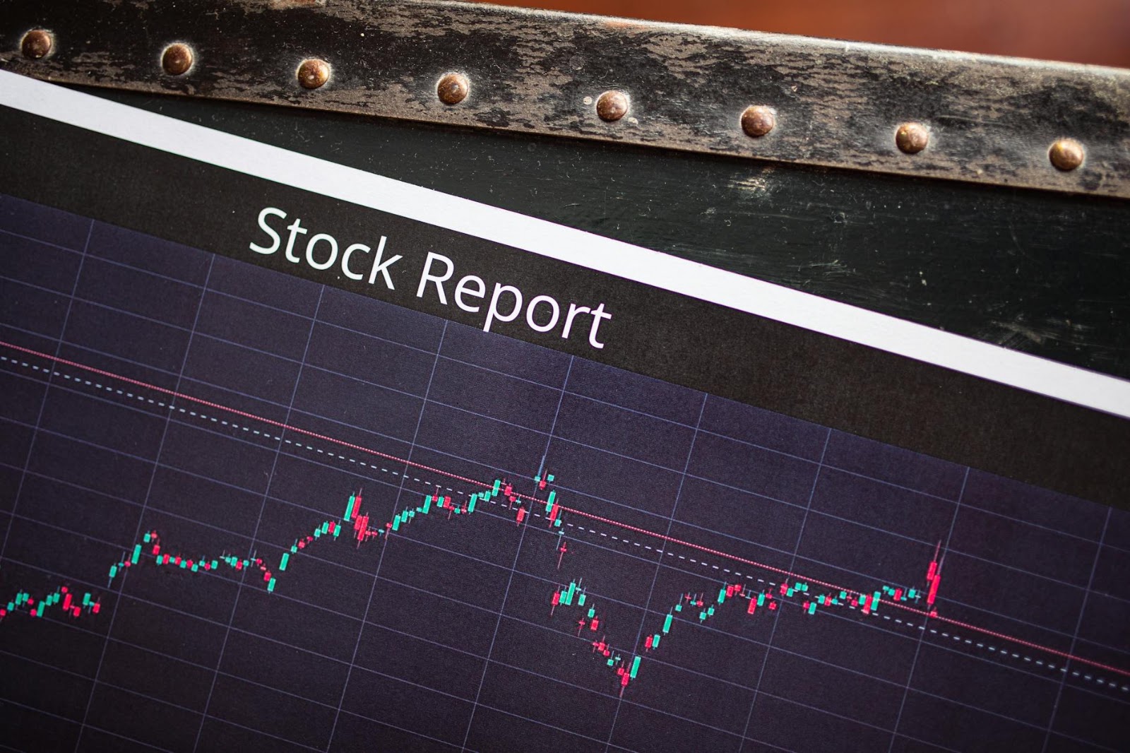 Ethereum price analysis chart showing an upward trend and bullish momentum, supporting positive ETH price prediction.