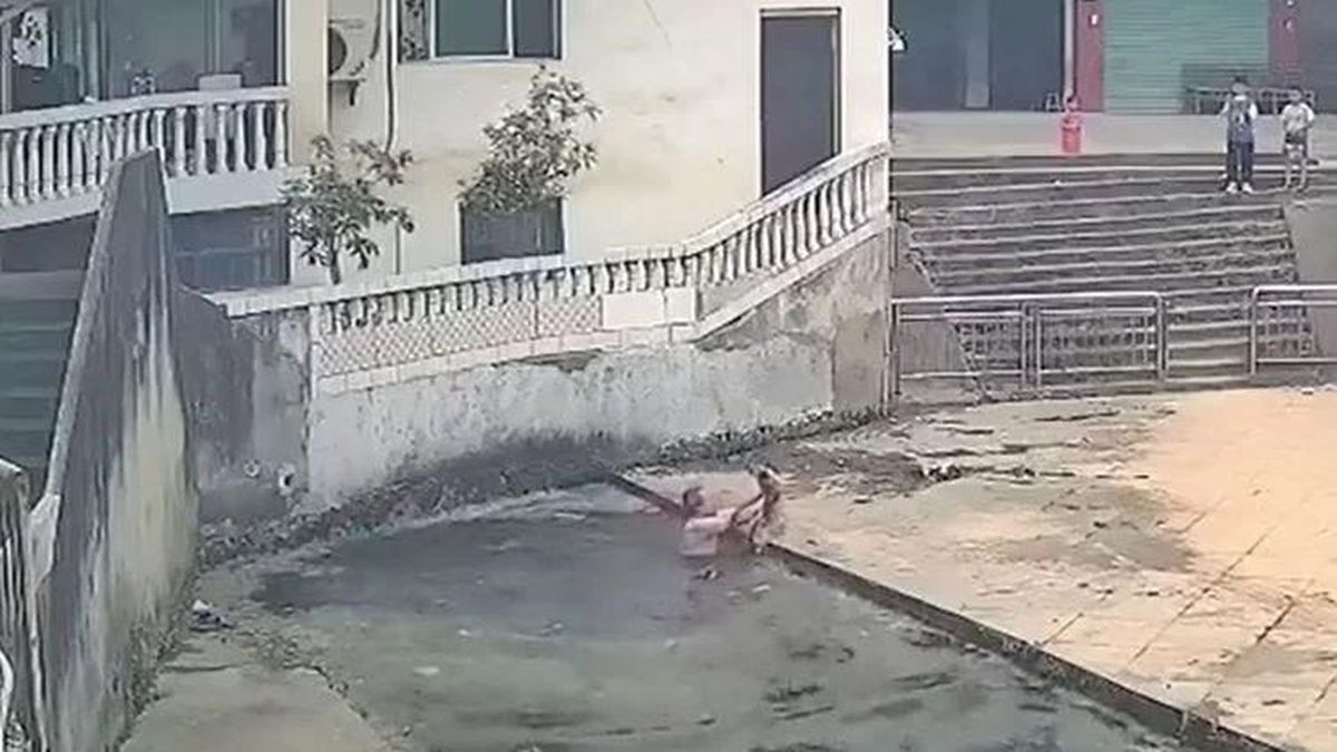 Thấy bé trai rơi xuống ao, cụ ông 69 tuổi lao xuống giải cứu - Tạp chí Doanh Nghiệp Việt Nam