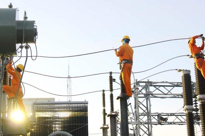 Hà Nội tiết kiệm tối thiểu 3% tổng điện năng tiêu thụ trong năm 2026 - Đài Phát thanh và truyền hình Hà Nội