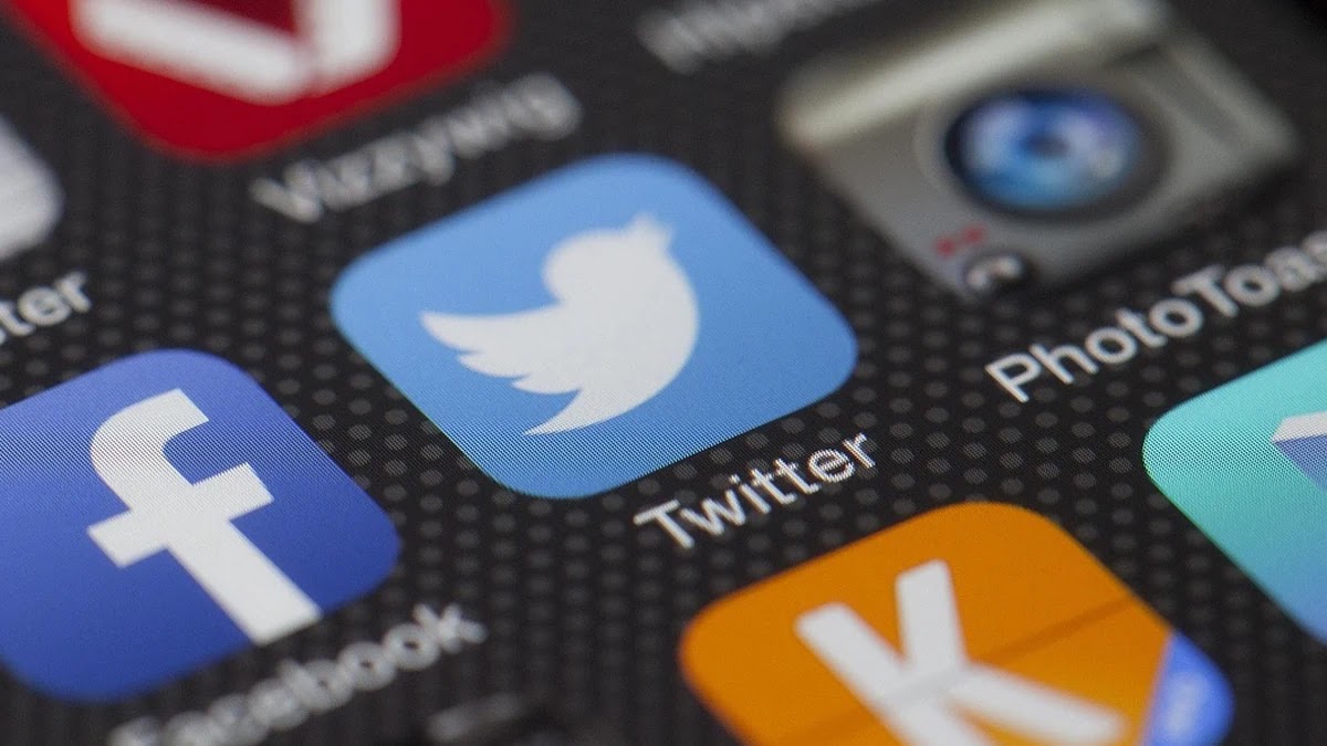 알뜰폰 망 선택 시 통신 품질과 비용 절감의 균형 맞추기 기준