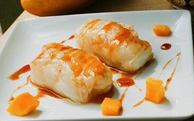 Bánh Tráng Cuốn Nhân Cơm Sữa Dừa Xoài Siêu Lạ