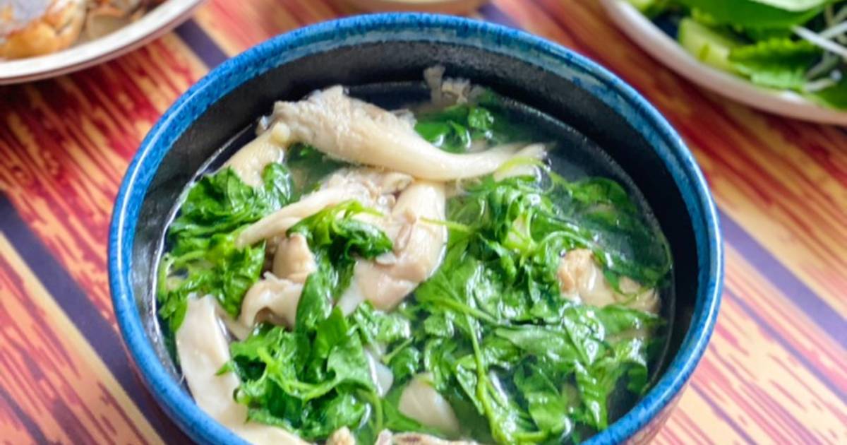 Canh Gà Nấu Lá É