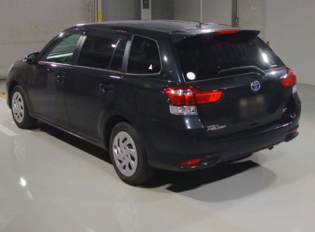 Toyota Fielder