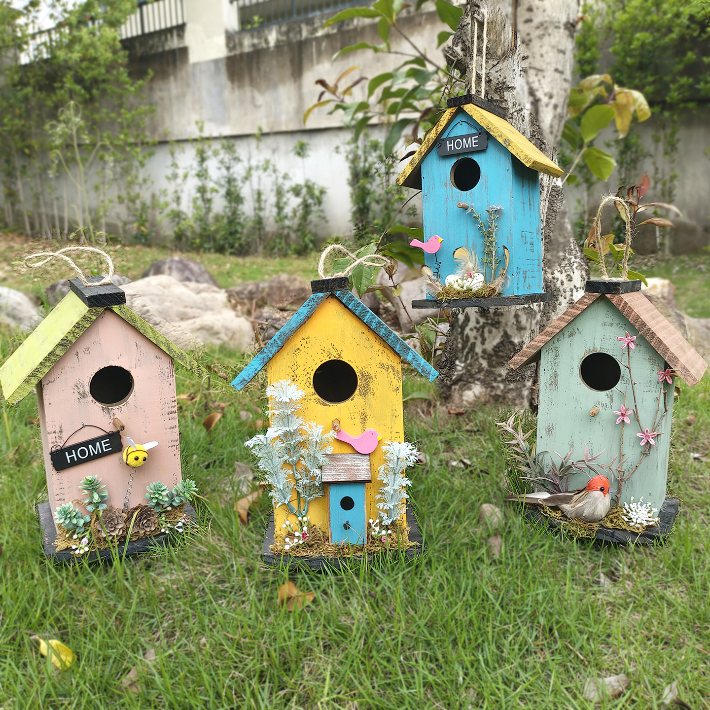 Wand-Vogelhaus aus Kiefernholz für den Garten