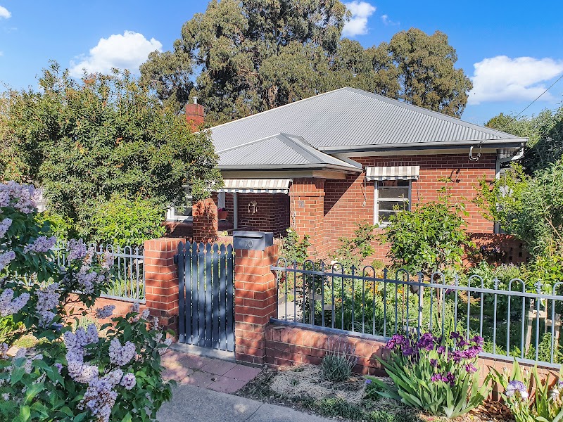 70 Seymour Street, Bathurst, NSW, 2795 realty