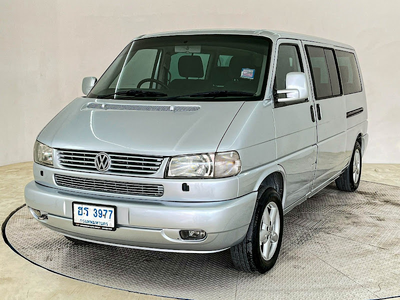 VOLKSWAGEN CARAVELLE