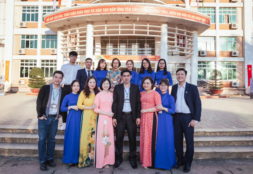 Thư của Giáo sinh thực tập Trường Đại học Sư phạm Hà Nội gửi tới các thầy cô Trường Đại học Tây Bắc