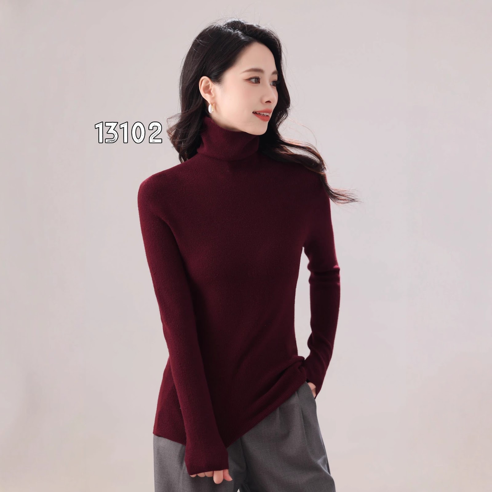 Nahtloser Kaschmir-Seiden-Pullover, Stehkragen