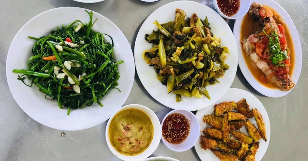 Cơm cơ quan 04