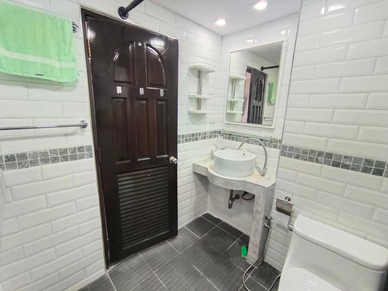 One Tower - 1 Bed, Floor 8 9