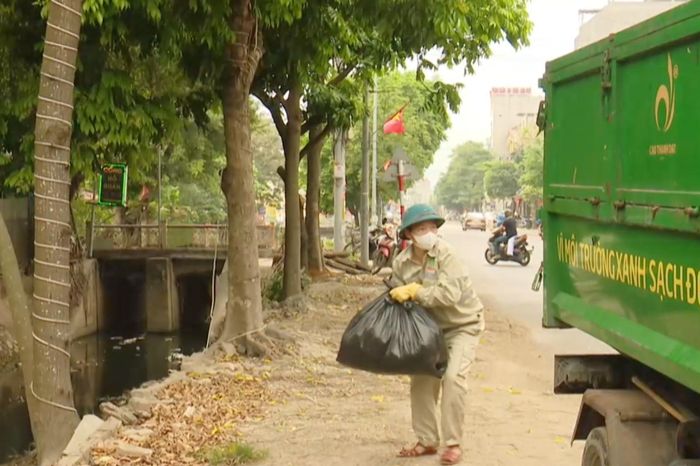 Cần đổi mới mô hình thu gom rác để môi trường xanh, sạch, đẹp - Đài Phát thanh và truyền hình Hà Nội