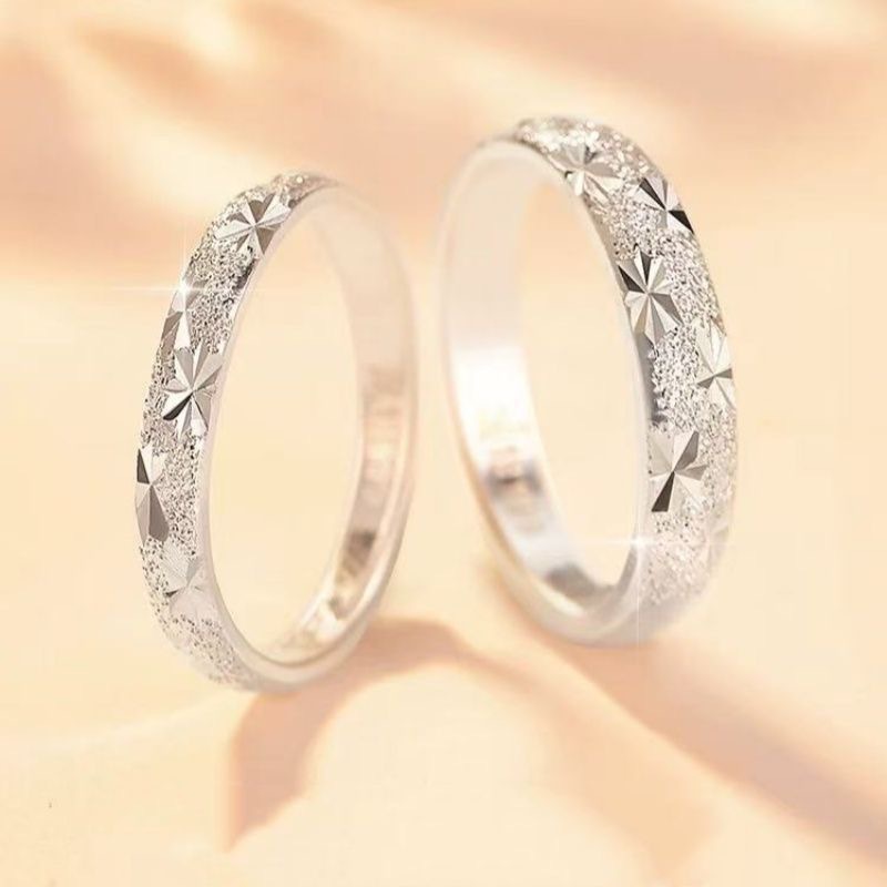 Star ring for couples, geometric design