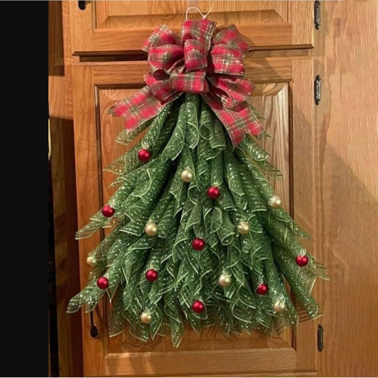 Christmas wreath, 50x40cm, handcrafted