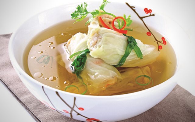 Canh Bắp Cải Cuộn Cá Thác Lác, Tôm