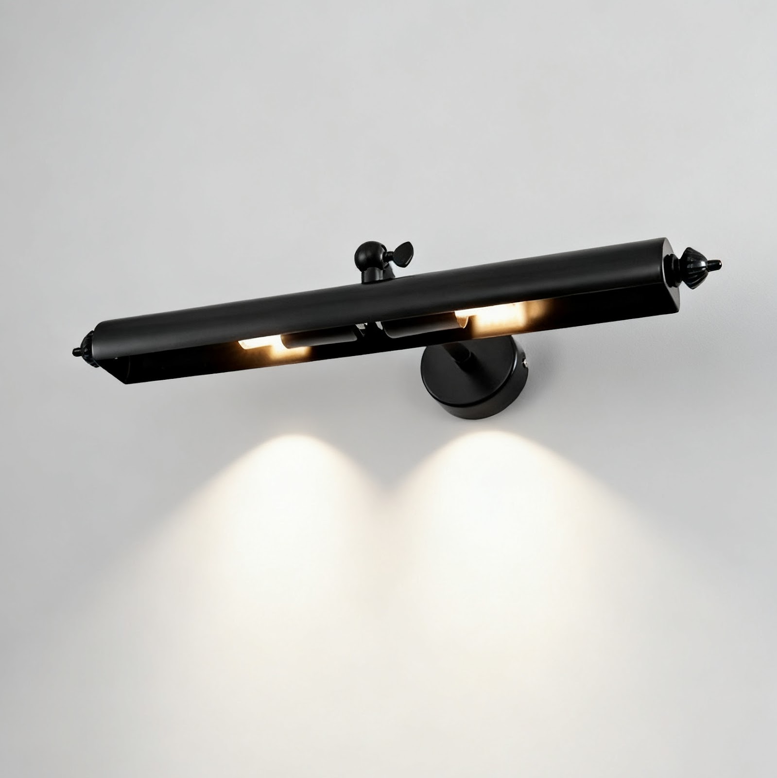 Mirror light for bathrooms, American style