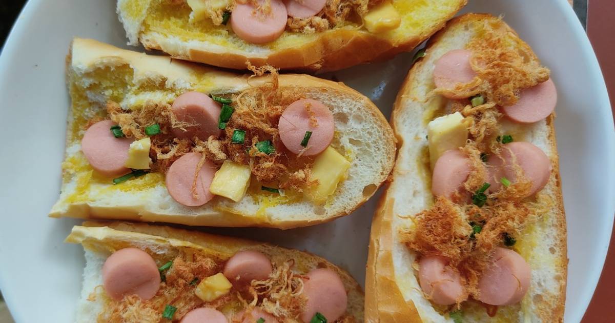 Bánh mì bơ phô mai xúc xích bằng NCKD