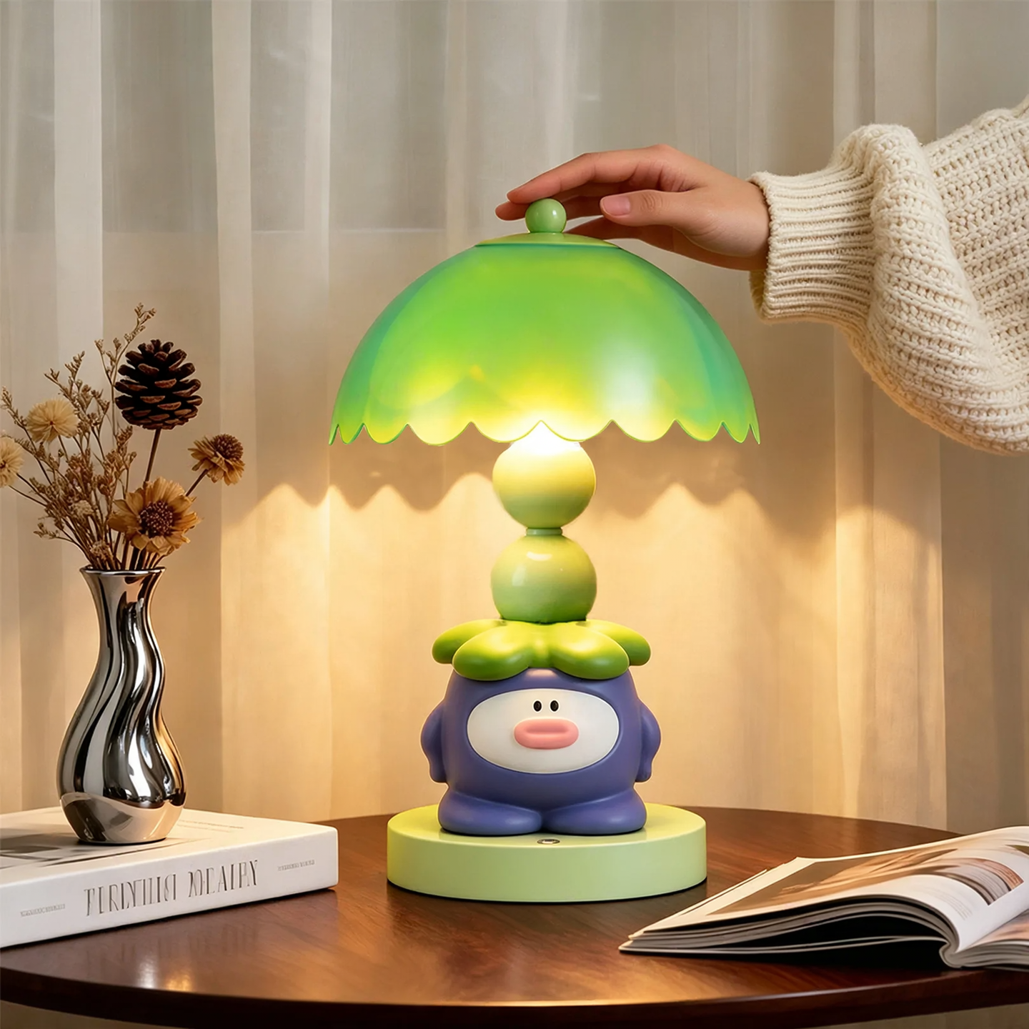 Mangosteen table lamp with dimming function