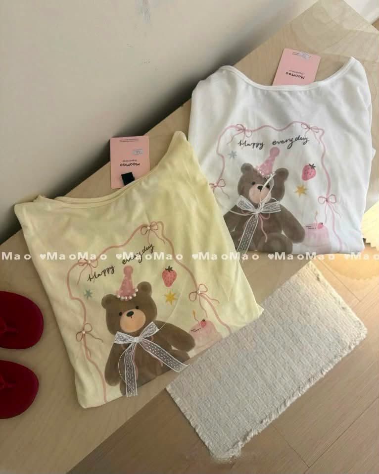 Áo thun dài tay lệch vai in hình chú gấu sinh nhật XONXEN SHOP 830 – Image 5