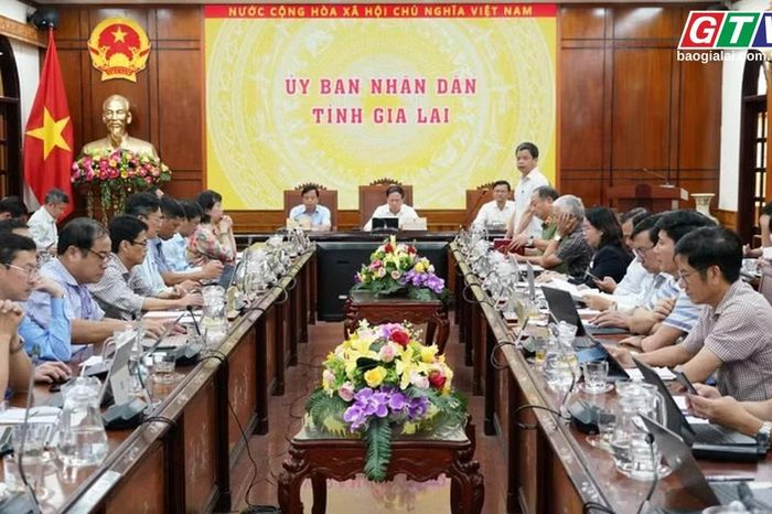 Điểm tin trưa: Chủ tịch UBND tỉnh Phạm Anh Tuấn chủ trì Hội nghị triển khai nhiệm vụ trọng tâm tháng 5 năm 2026. - Báo Gia Lai