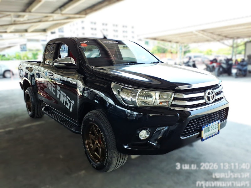 TOYOTA HILUX REVO
