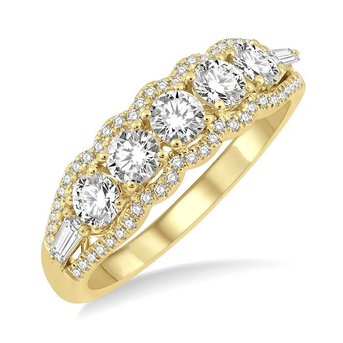 Round Shape 5 Stone Diamond Fashion Ring
