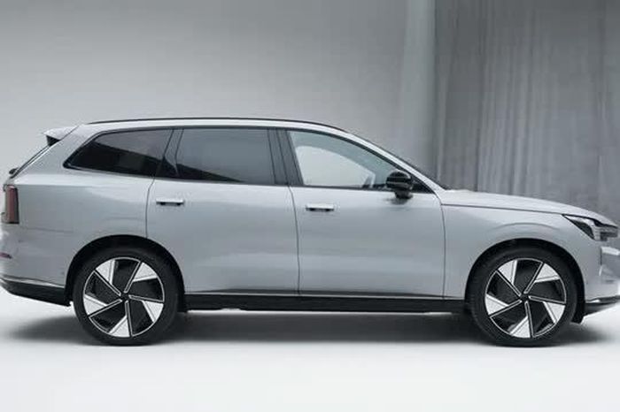 SUV chạy điện dài hơn 5 mét, công suất 670 mã lực, giá gần 2,1 tỷ đồng - Tạp chí Doanh Nghiệp Việt Nam