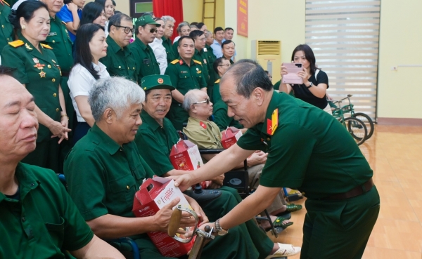Petrovietnam đồng hành cùng thương bệnh binh tại Trung tâm Điều dưỡng người có công Phú Thọ