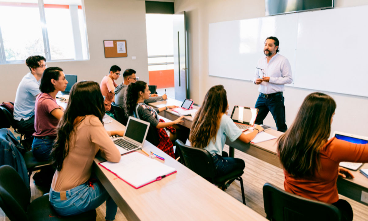 Hacia el Futuro: ¿Qué Cambiará en la Educación Superior en 2025?