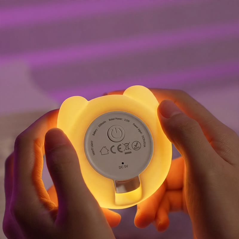Mini night light with hippo design