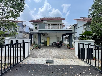 Semi-D Linked Garden Homes, Seksyen 15 Bandar Baru Bangi — foto 1/10