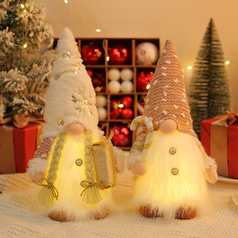 Glitzernde Wichtelfigur mit LED-Beleuchtung