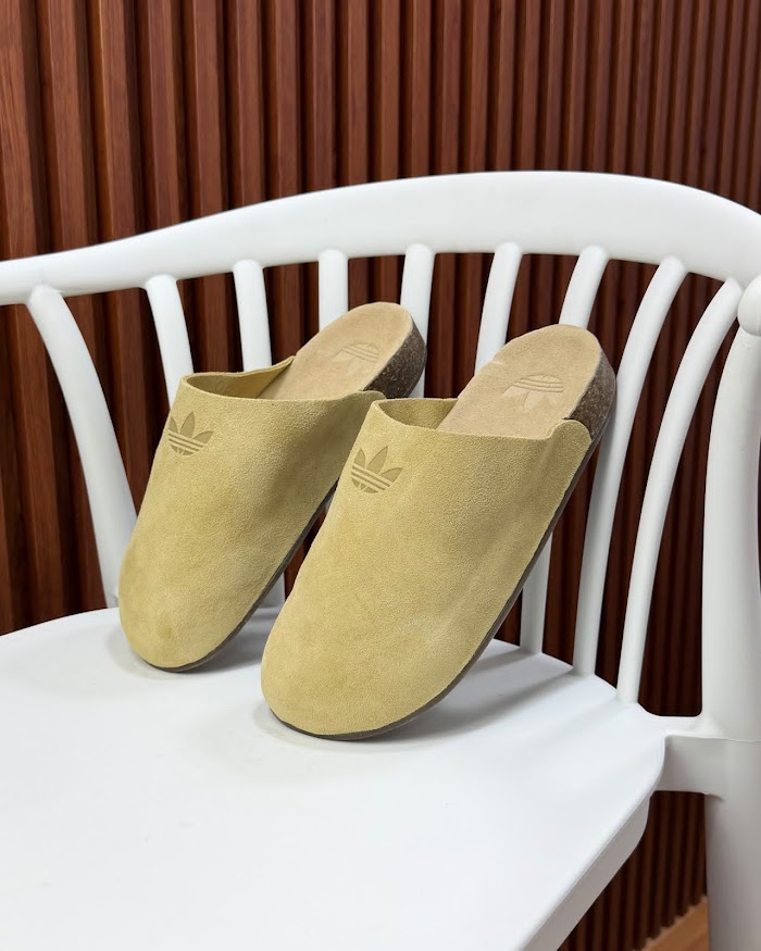 Adidas Clog Crema