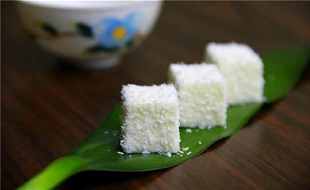 Bánh Sữa Dừa Mát Mịn