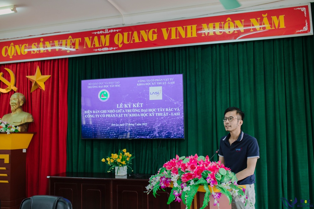 Lễ ký kết biên bản ghi nhớ, seminar về kỹ thuật - công nghệ giữa Trường Đại học Tây Bắc và Công ty Cổ phần vật tư Khoa học Kỹ thuật - Lasi