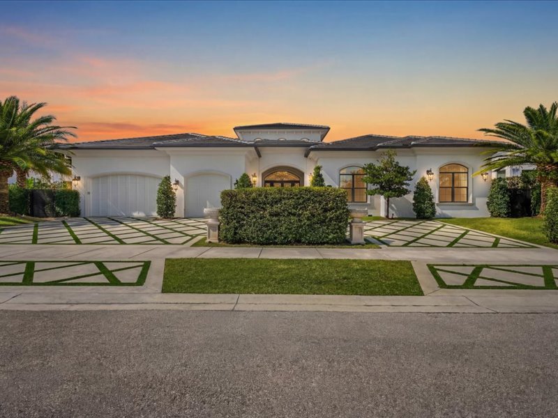 4013 Country Club Lane at twilight