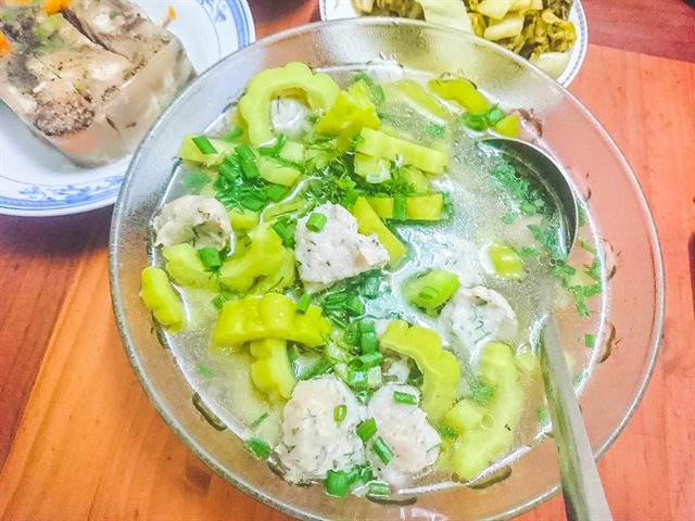 Canh Khổ Qua Cá Thác Lác Dai Ngon Không Đắng