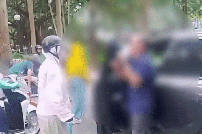 Xác minh vụ việc người phụ nữ đi xe máy đánh nam tài xế ô tô sau va chạm giao thông - Báo Tiền Phong